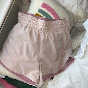 Lululemon strawberry milkshake choose a side reversible shorts